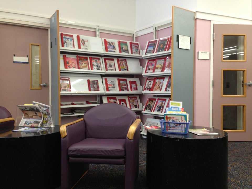 Hope Mills Public Library, 3411 Golfview Rd, Hope Mills, NC, Libraries