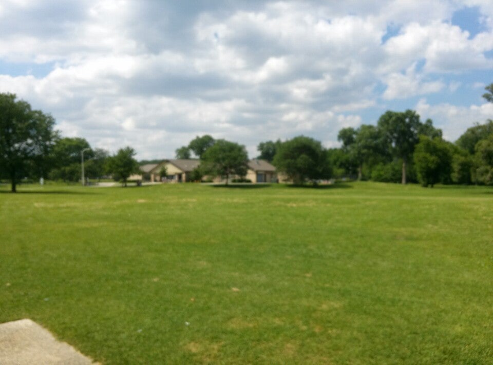 Cermak Family Aquatic Center, 7600 Ogden Ave, Lyons, IL, Swimming Pools