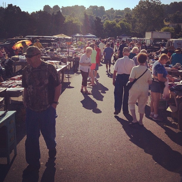 TriCities Flea Market, 4571 Highway 11 E, Bluff City, TN MapQuest