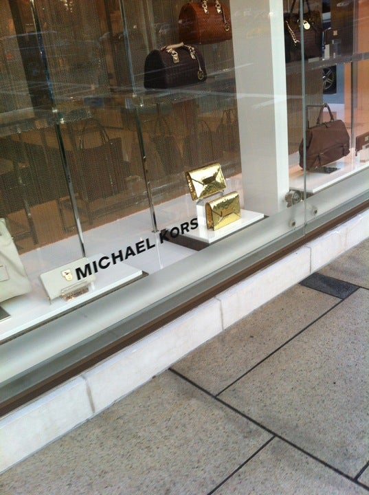 Michael Kors Store  MANHASSET in Manhasset, NY
