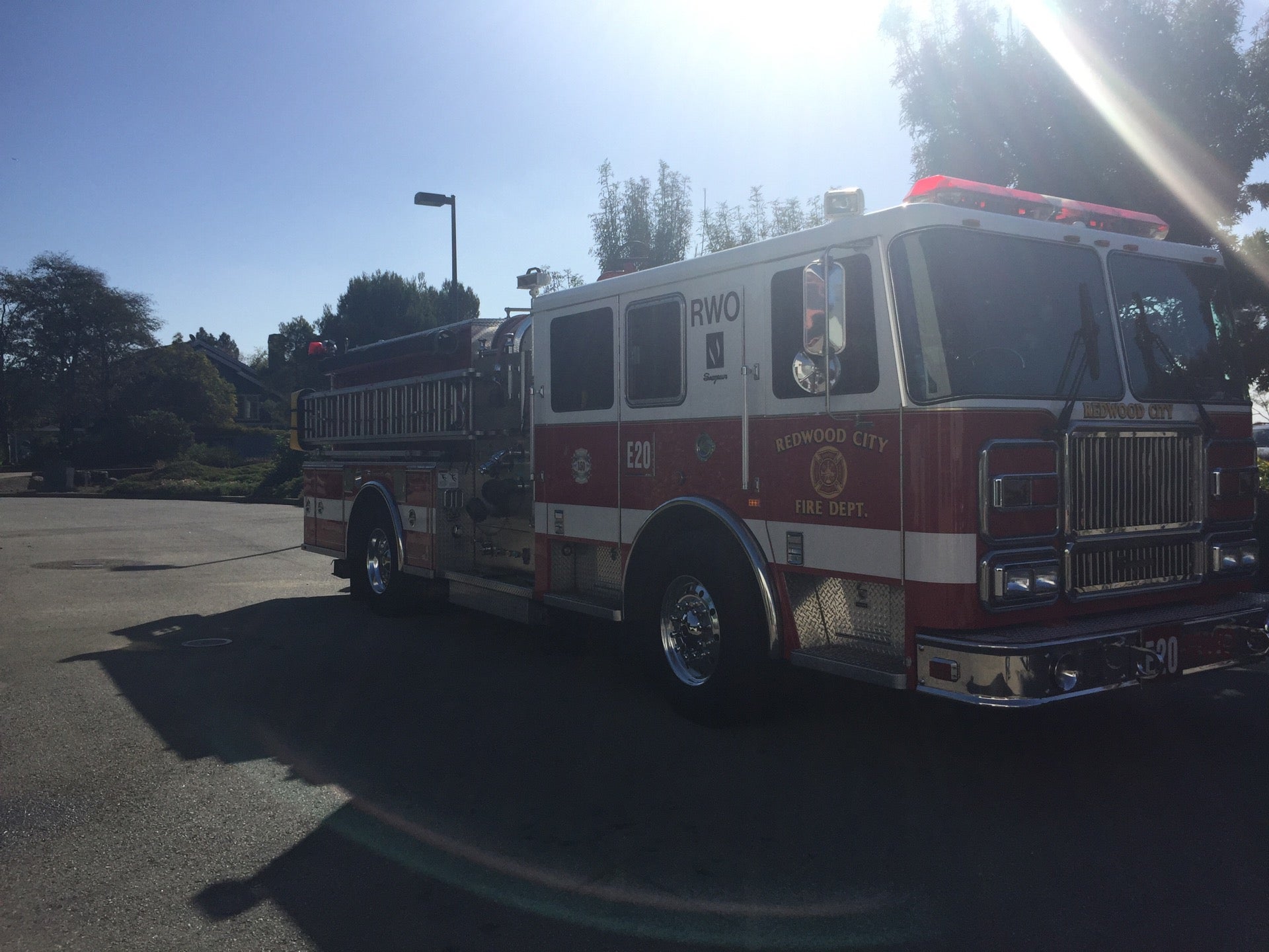 Redwood City Fire Department Station 20, 680 Redwood Shores Pkwy, Redwood City, CA, Fire