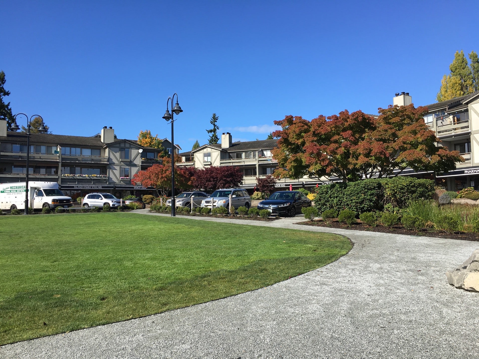 Winslow Green, 122 Winslow Way E, Bainbridge Island, WA, Shopping