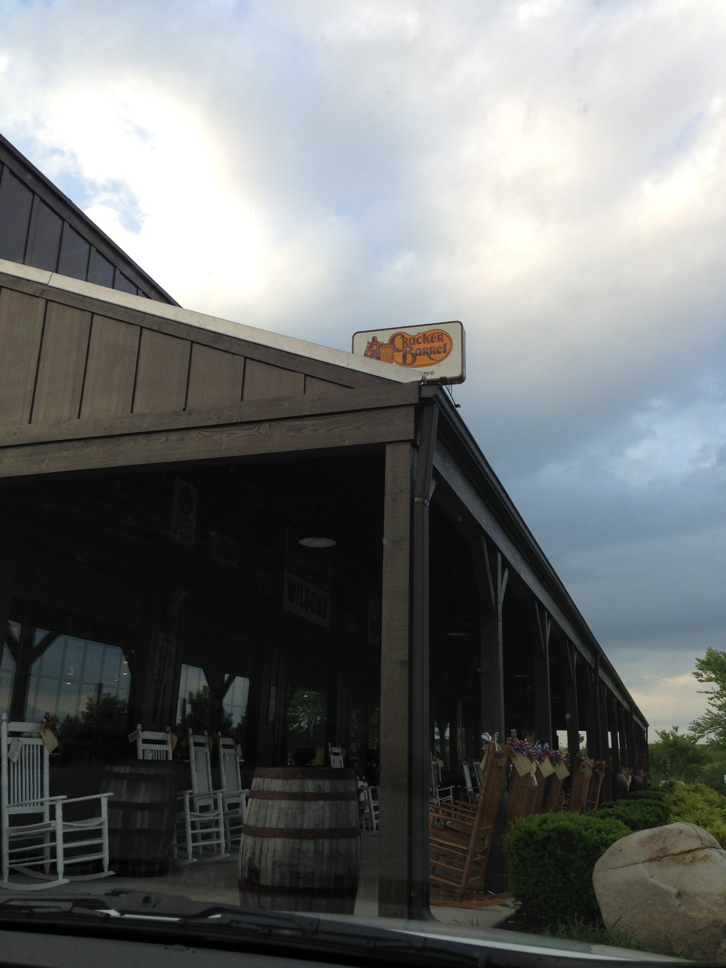 Cracker Barrel, 110 Burkett L Witt Blvd, Athens, TN, Eating places
