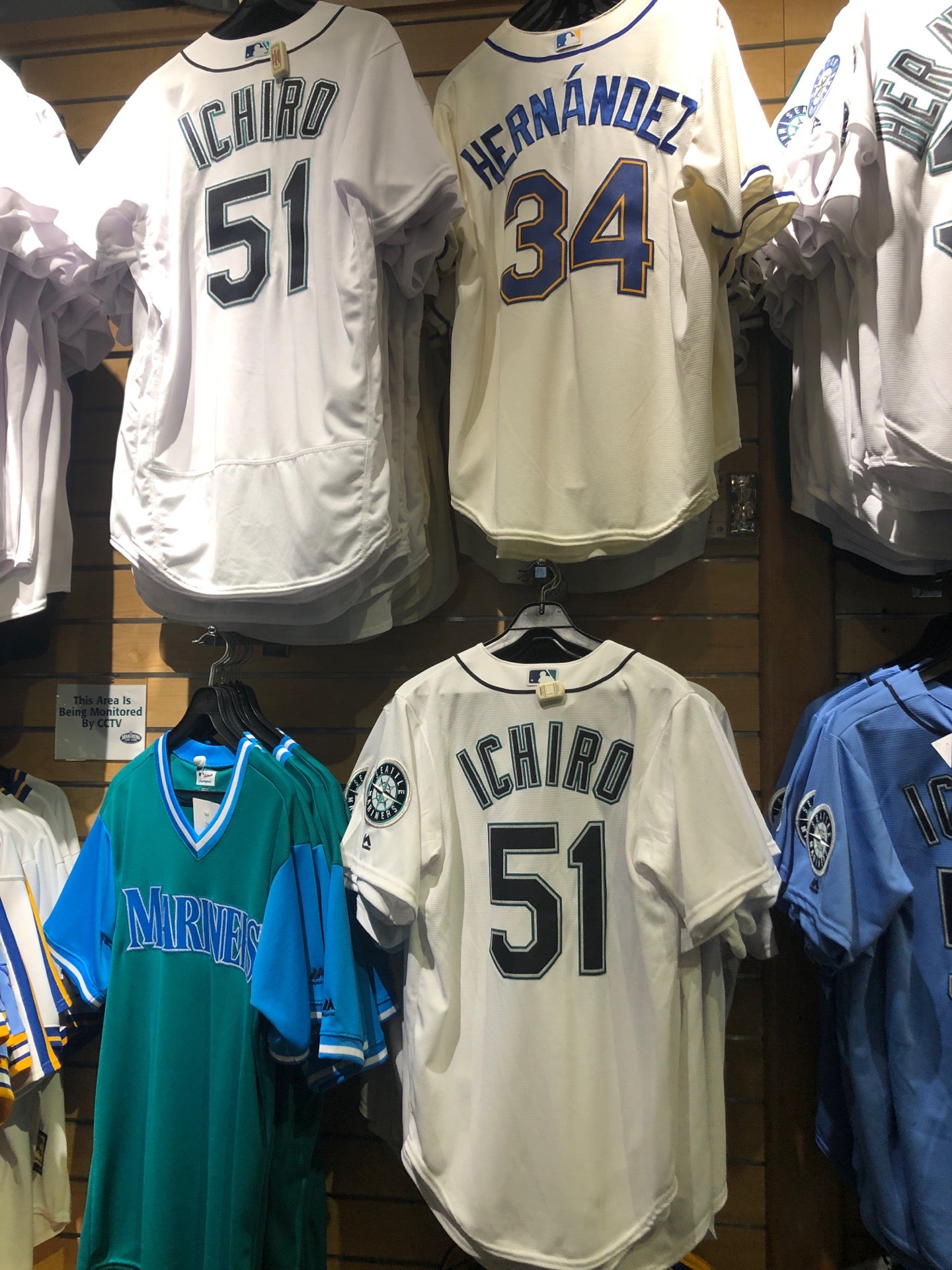 Mariners Team Store, 1800 4th Ave, Seattle, WA, Sporting Goods - MapQuest