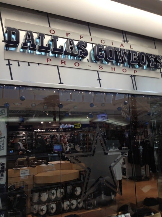 Dallas Cowboys Pro Shop Galleria, 13350 Dallas Pkwy, Dallas, TX