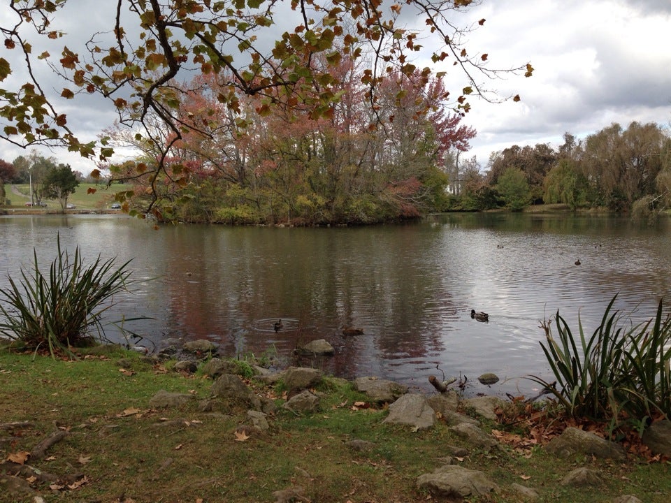 Duck Pond, Duckpond Dr, Blacksburg, VA MapQuest