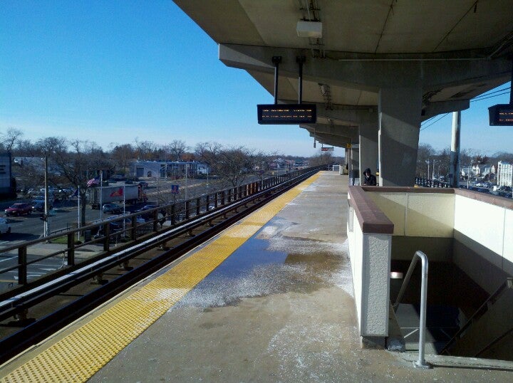 LIRR Merrick Station, Sunrise Highway, Merrick, NY, Commuter Rail