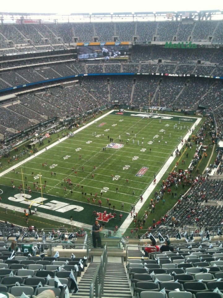 Giants Flagship Store, MetLife Stadium, East Rutherford, NJ, Sporting Goods  - MapQuest