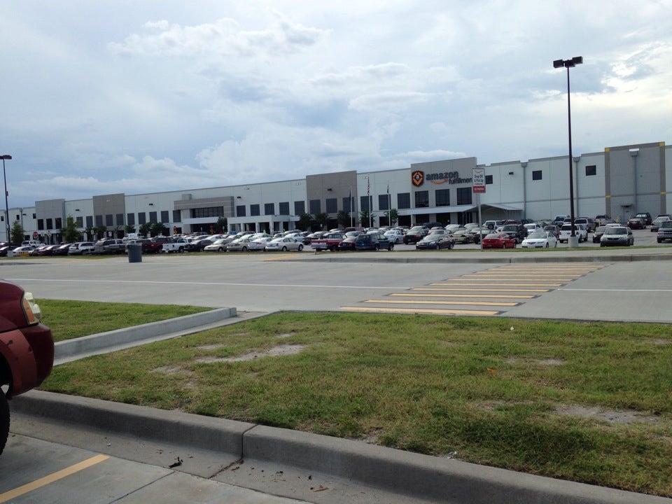 Amazon Fulfillment Center, 4400 12th Street Ext, West Columbia, SC