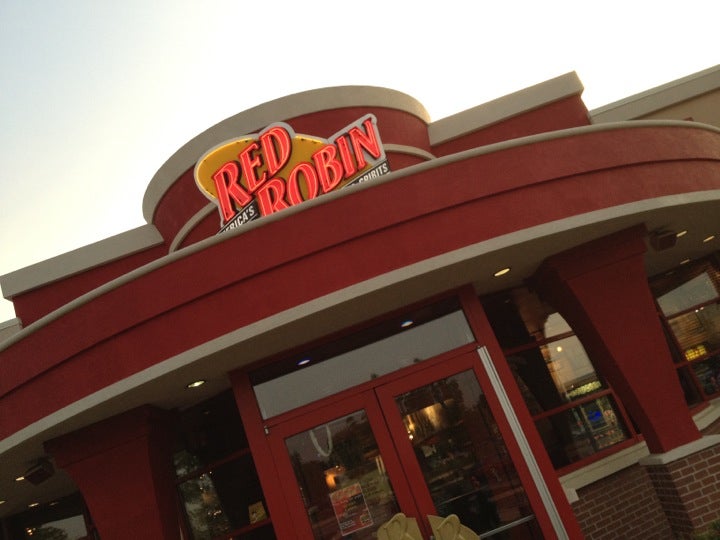 Red Robin America's Gourmet Burgers and Spirits, 28260 Diehl Rd