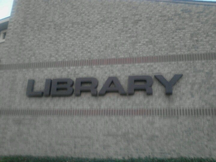 Hope Mills Public Library, 3411 Golfview Rd, Hope Mills, NC, Libraries