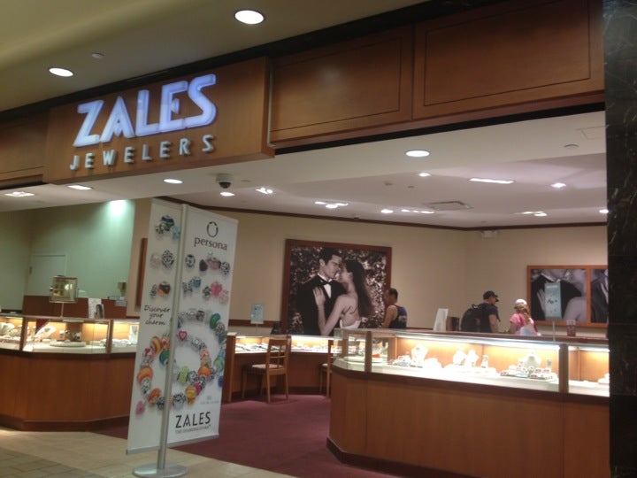 Jewelry store in deals citadel mall