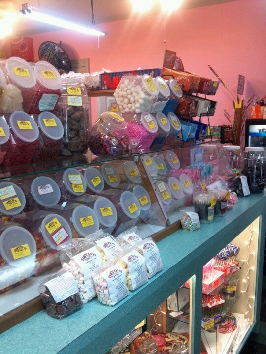 Cream Filberts aka Mothballs/Snowballs 1 Lb - Boyd's Retro Candy Store Store