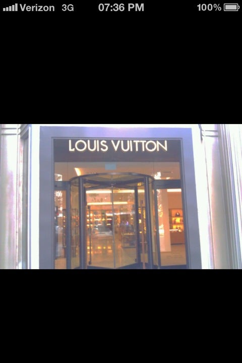 Louis Vuitton Chicago Michigan Avenue, 919 N Michigan Ave, Chicago