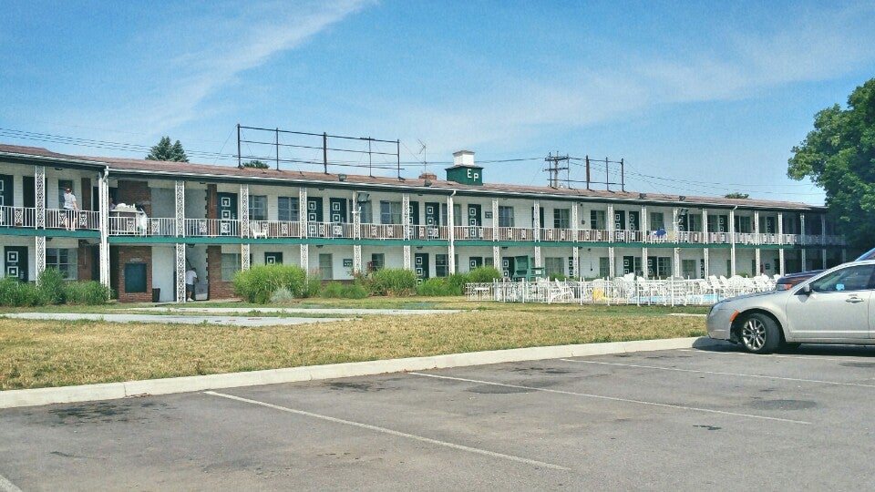 El Patio Motel, 2950 W Lake Rd, Millcreek Twp, PA MapQuest