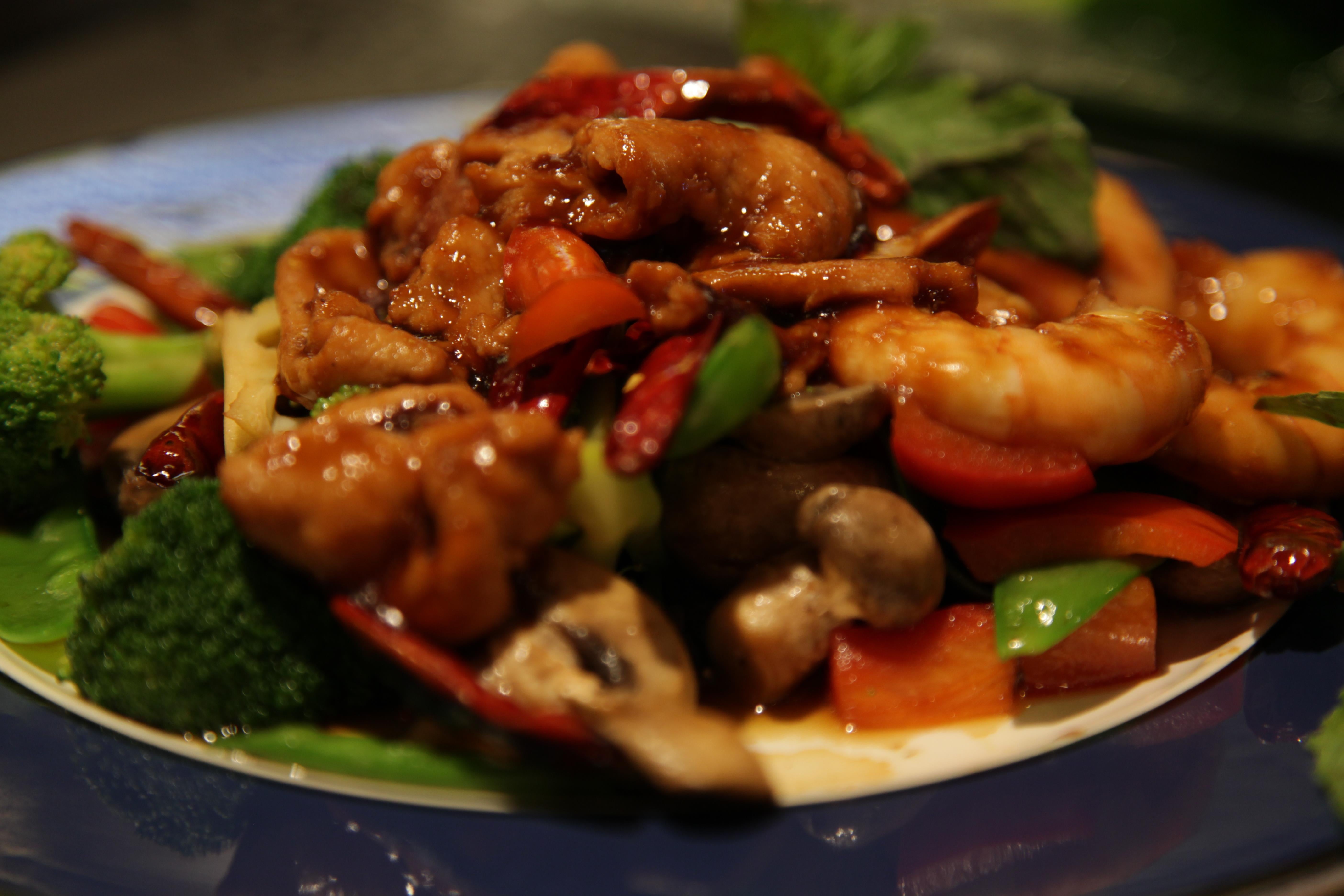 Jen's Chinese Food, 1336 Hicksville Rd, Massapequa, NY, Eating places