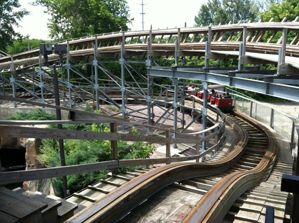 Timber Falls Adventure Golf, Stand Rock Rd, Wisconsin Dells, WI