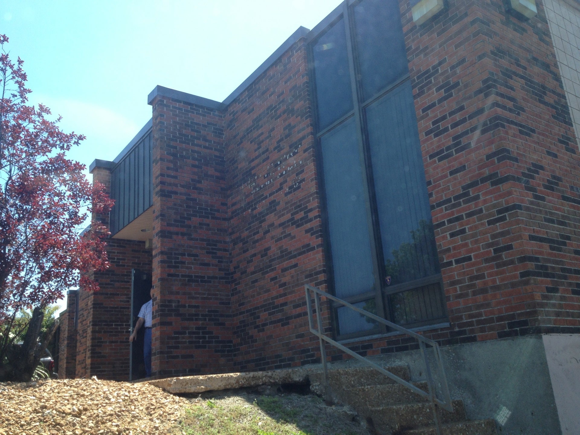 Graphix Essentials, 10810 Indian Head Industrial Blvd, St Louis, MO