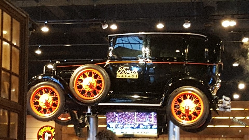 Ford's Garage Noblesville, 13193 Levinson Ln, Unit 100, Noblesville, IN