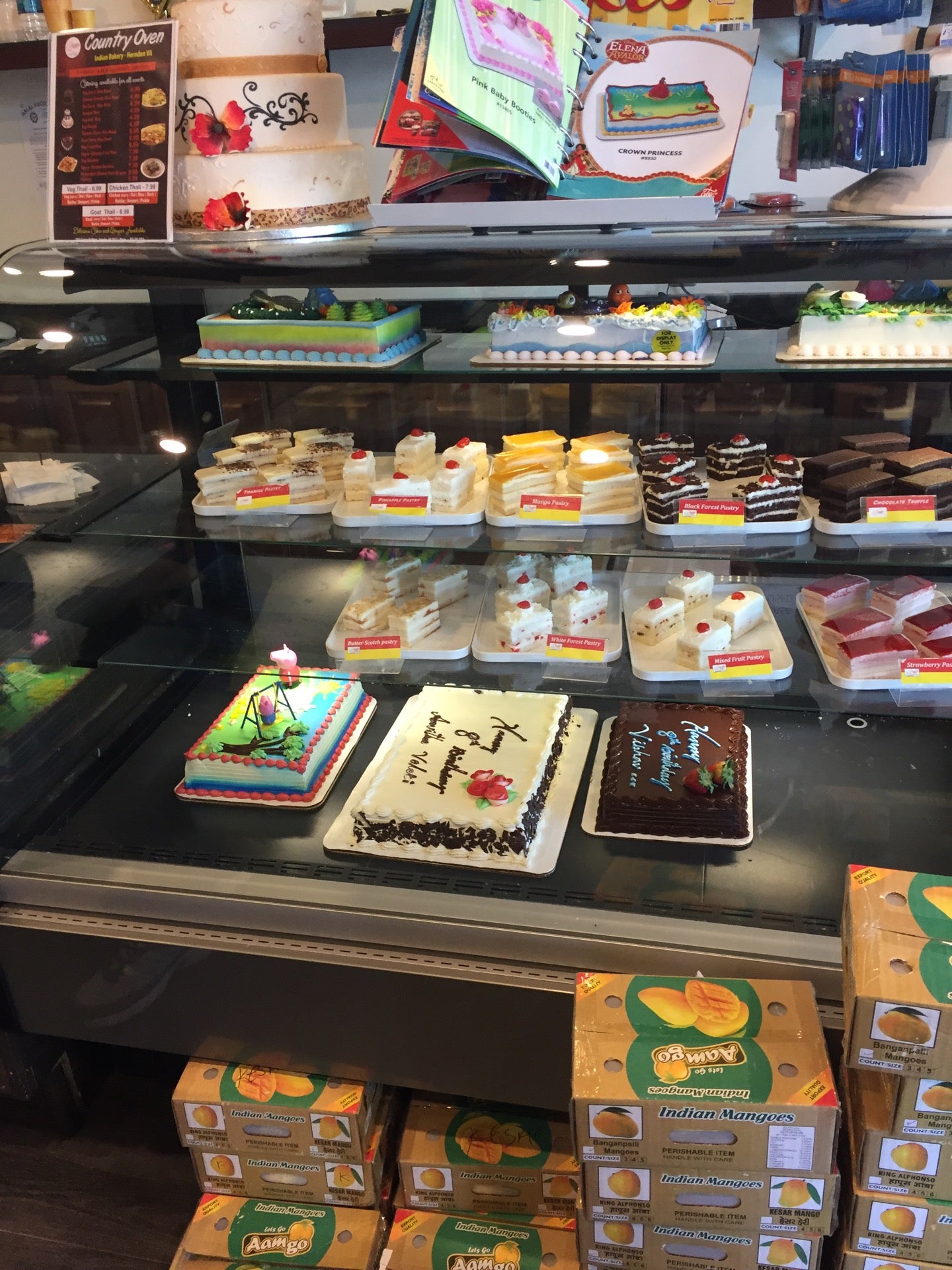 Sonic Birthday Cake - Grandma's Country Oven Bake Shoppe