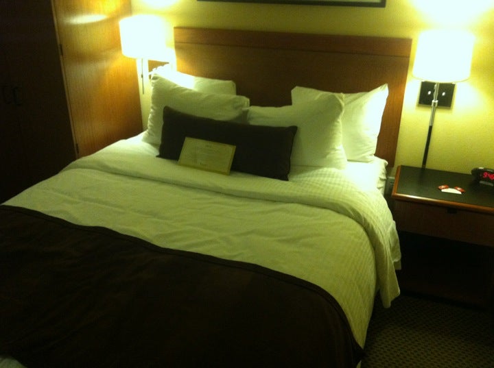 Woodside, CA Map & Directions MapQuest