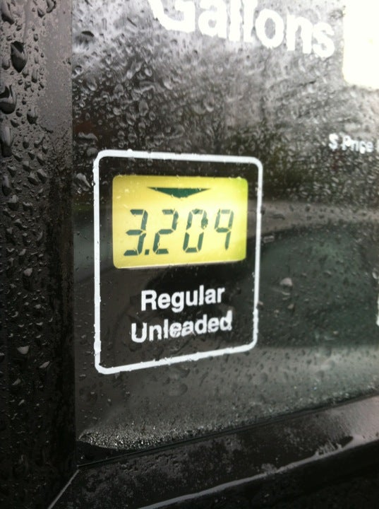 Stop & Shop Gas Station, 427 Bedford St, 583, Whitman, MA, Gas