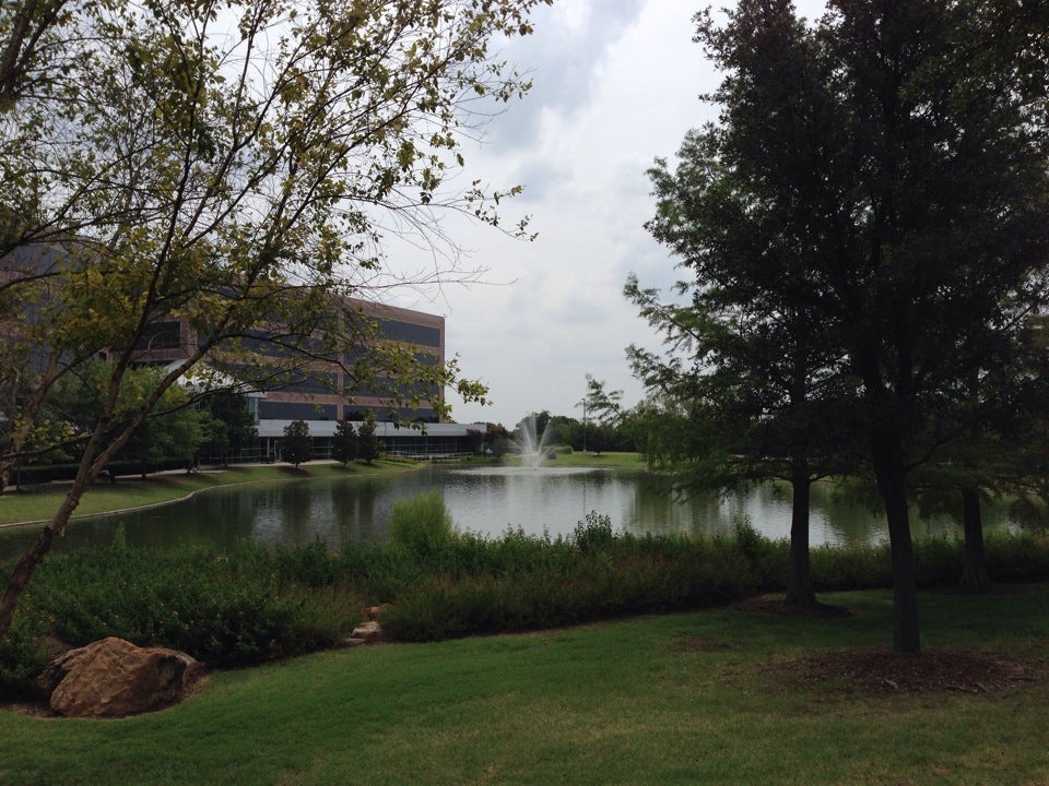 Bank Of America, 7105 Corporate Dr, Plano, Tx, Electric Charging 