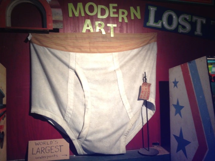 Worlds Largest Underwear, Lucas Ave, St Louis, MO, Monuments