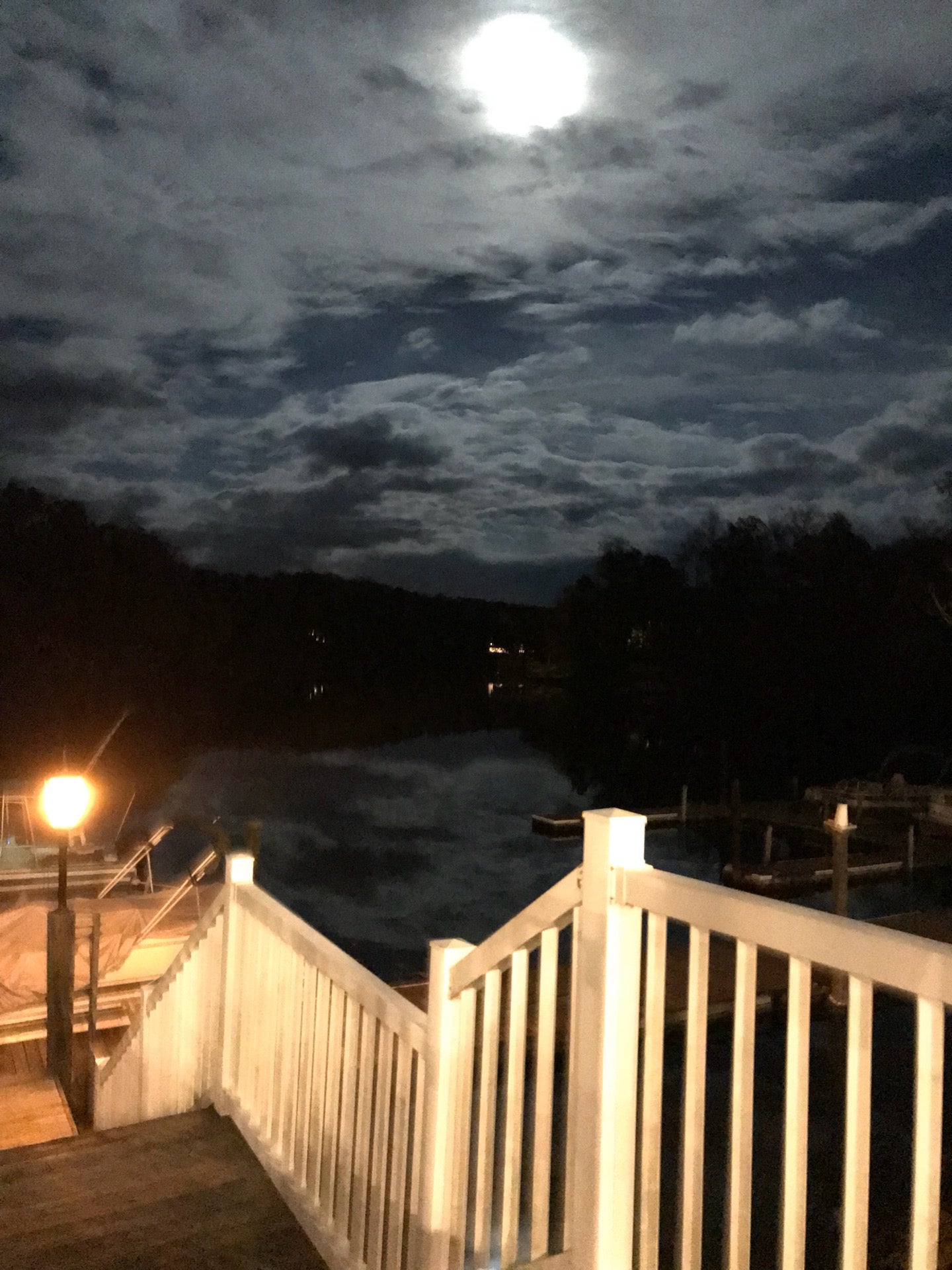 Westlake Waterfront Inn, 2050 Morewood Rd, Hardy, VA MapQuest