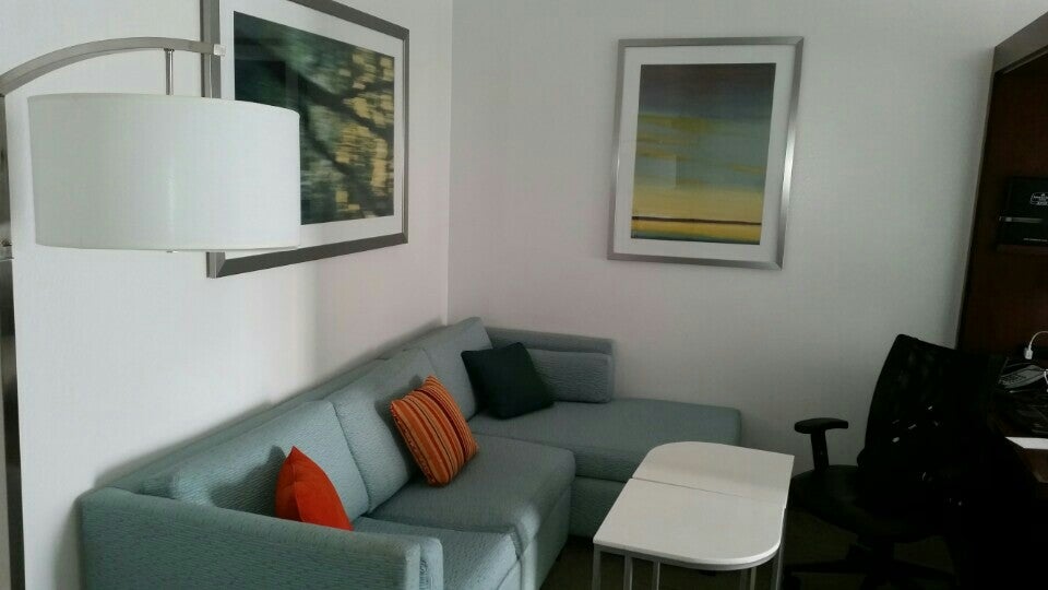 Quakertown Park And Ride At rt 476, 1907 John Fries Hwy, 1915