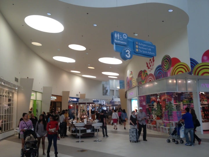 Sawgrass Mills Food Court - Sawgrass Mills - 32 tips from 5559 visitors