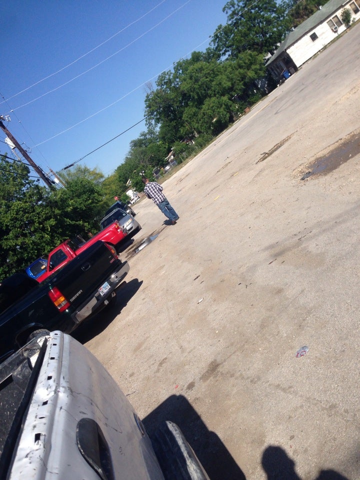 Ervey Auto Repair Zarzamora, 522 S Zarzamora St, San Antonio, TX, Auto