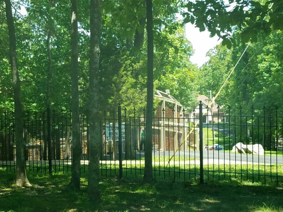 Crown Ridge Tiger Sanctuary, 19620 Crown Ridge Road, Sainte Genevieve