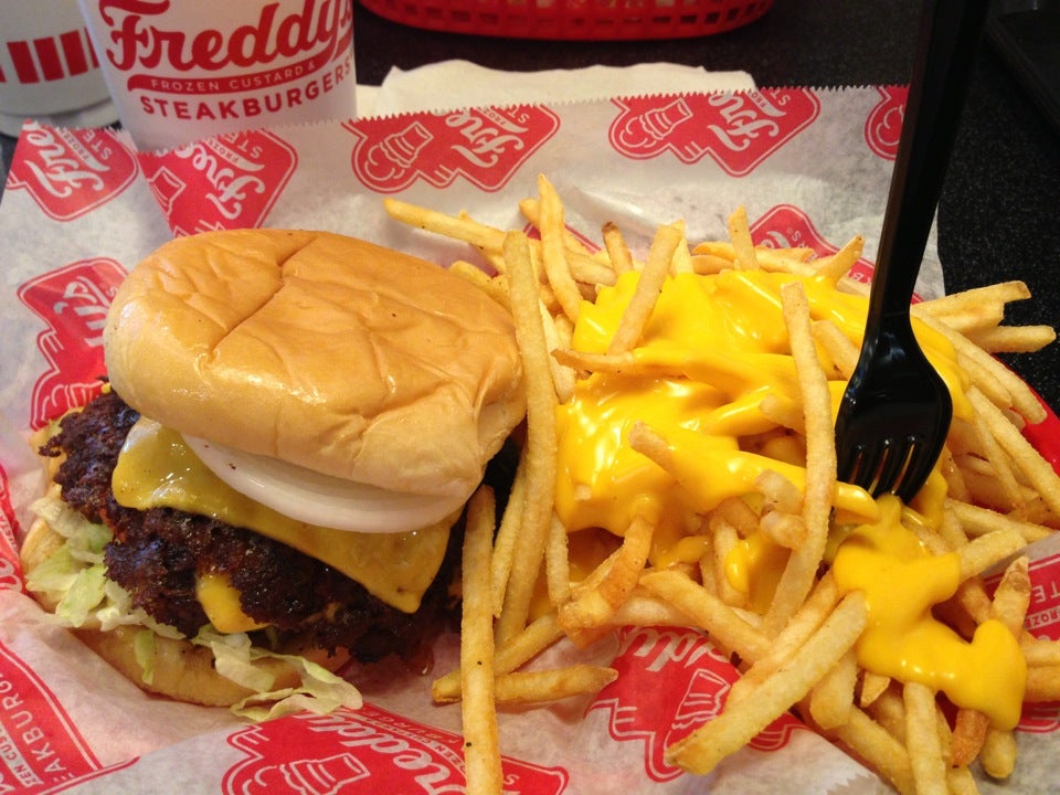 Freddy's Frozen Custard & Steakburgers, 12032 Amargosa Rd, Victorville