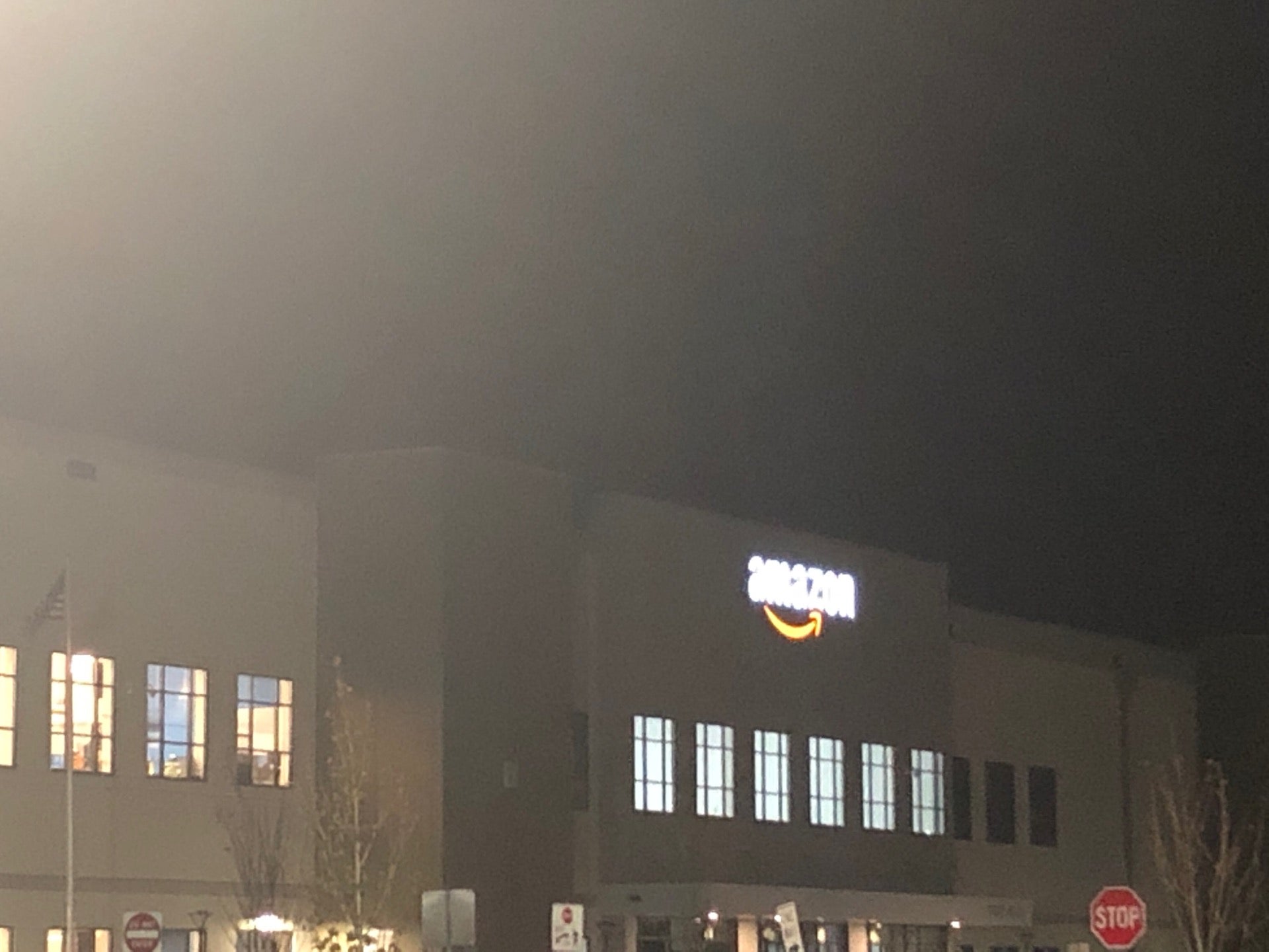 Amazon Warehouse, 546 Gulf Ave, Staten Island, NY, Warehouses MapQuest