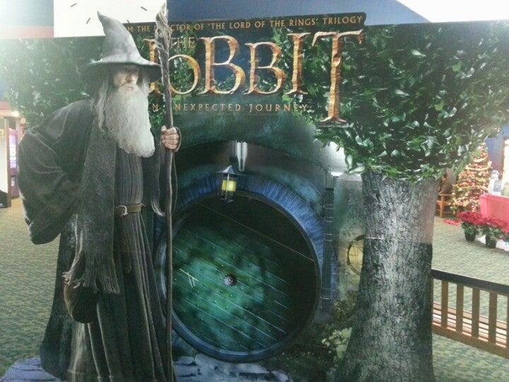 The Grand Theatre 14, 2315 Kaliste Saloom Rd, Lafayette, LA, Movie