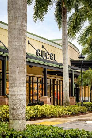 Gucci Sawgrass Outlet, 1700 Sawgrass Mills Circle, Suite 3601