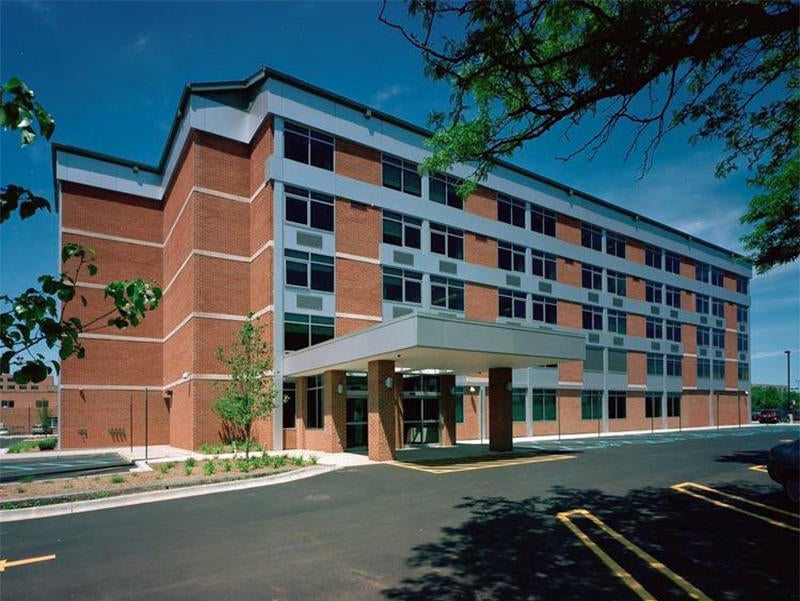 Surgeons Choice Medical Center, 22401 Foster Winter Dr, Southfield, MI