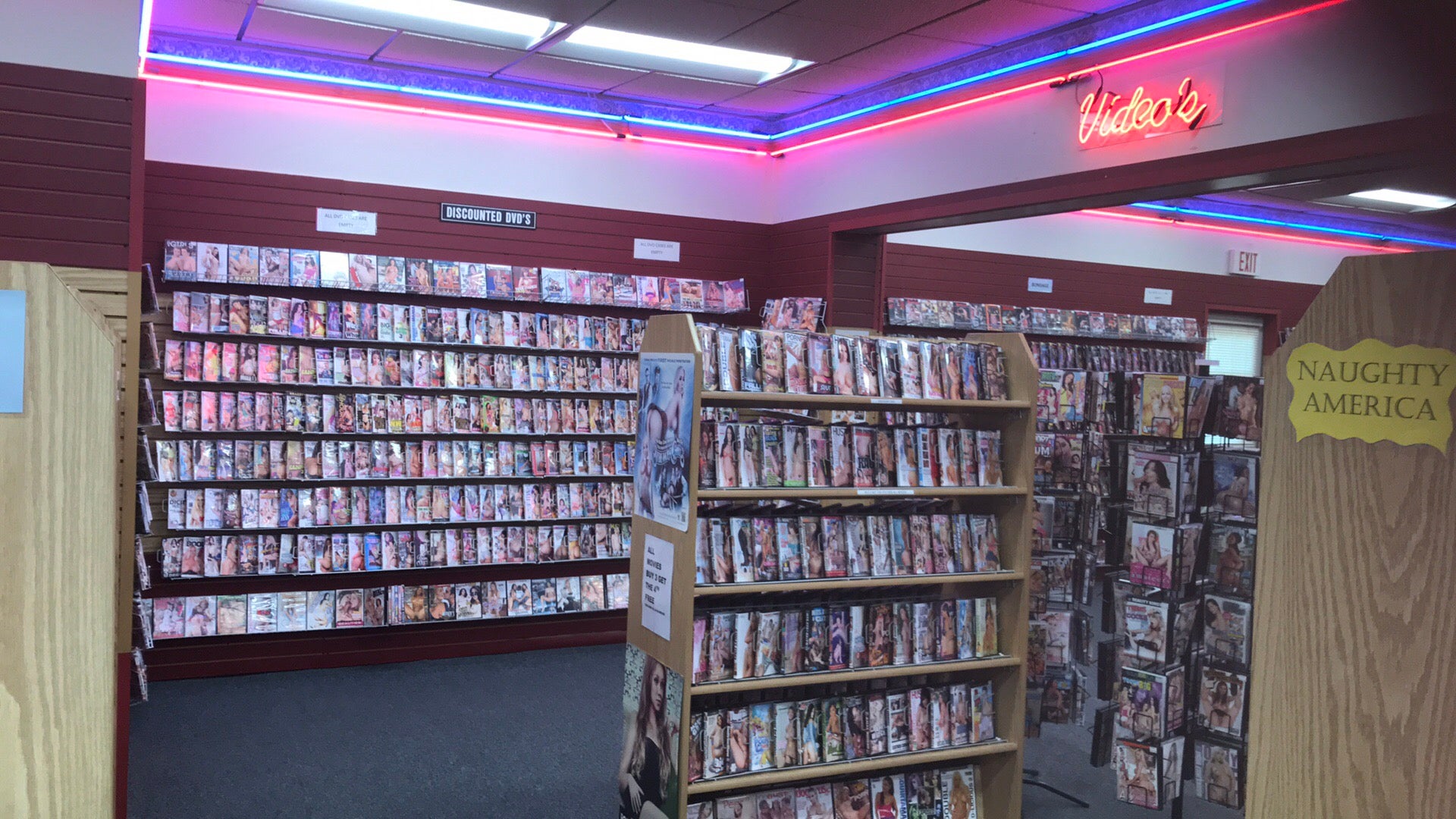 Bookends, 44 Enfield St, Enfield, CT, Women's Apparel MapQuest