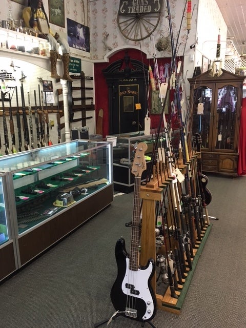 Golden nugget clearance pawn shop