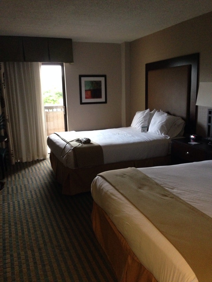 Holiday Inn Express Cape CoralFort Myers Area, an IHG Hotel, 1538 Cape Coral Parkway East, Cape