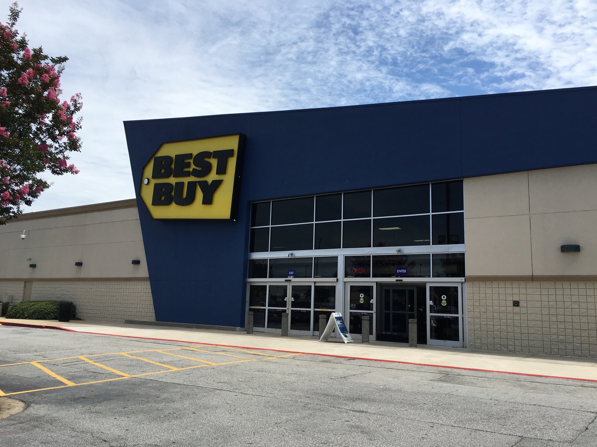 Best Buy, 1861 Jonesboro Rd, McDonough, GA, Stereos & Electronics