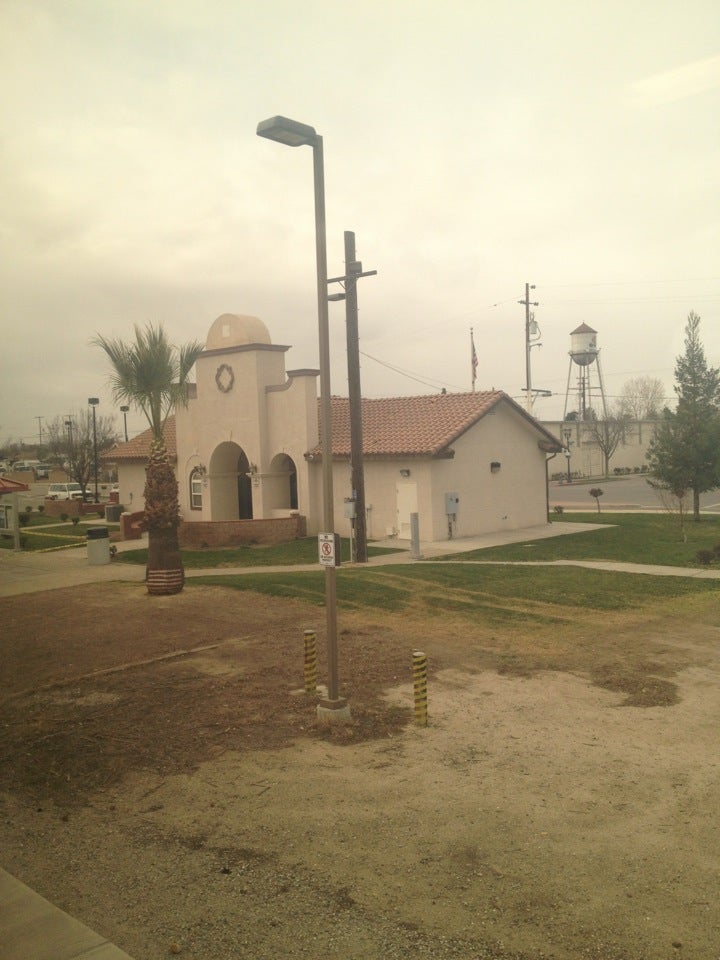 Amtrak Wasco Station, 700 G St, Wasco, CA, Parking Garages MapQuest