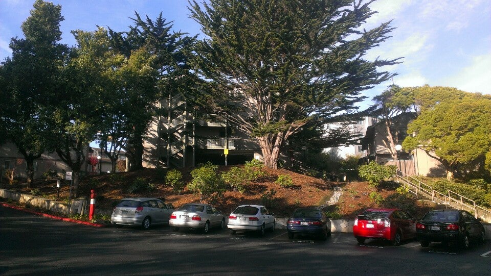 Crown Colony Shuttle Stop, Daly City, CA, Bus Lines MapQuest