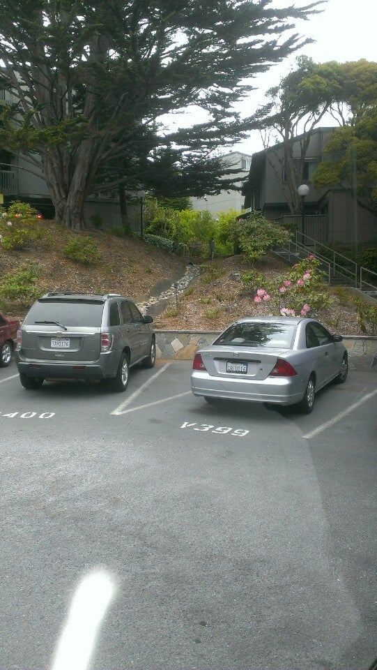 Crown Colony Shuttle Stop, Daly City, CA, Bus Lines MapQuest