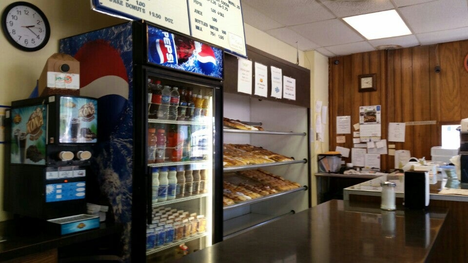 Jubilee Donuts, 218 Tallmadge Cir, Tallmadge, OH, Doughnuts MapQuest