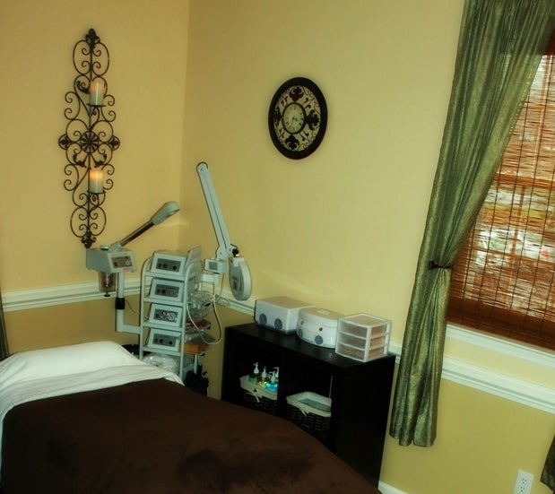Always Healing Day Spa, 825 Gum Branch Rd, Suite 140, Jacksonville, NC