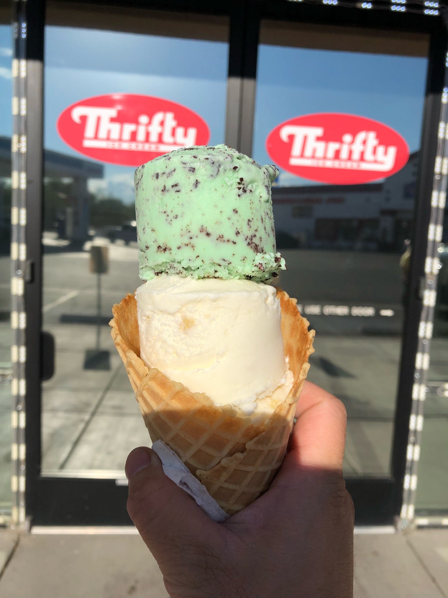 Thrifty square ice cream scoops already sold out - boing - Boing Boing BBS