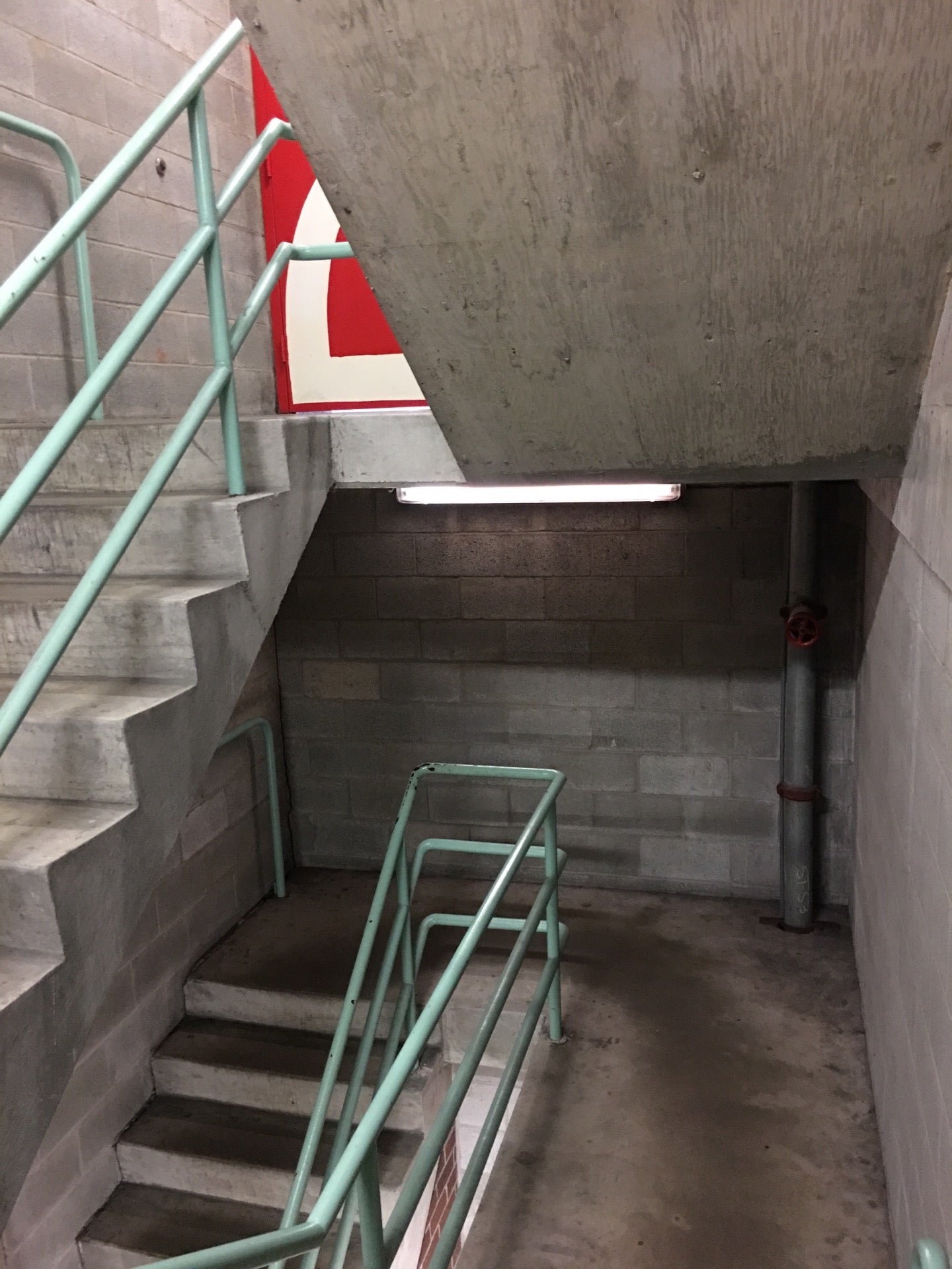 Baltimore Sun Garage, 601 N Calvert St, Baltimore, MD, Parking Garages