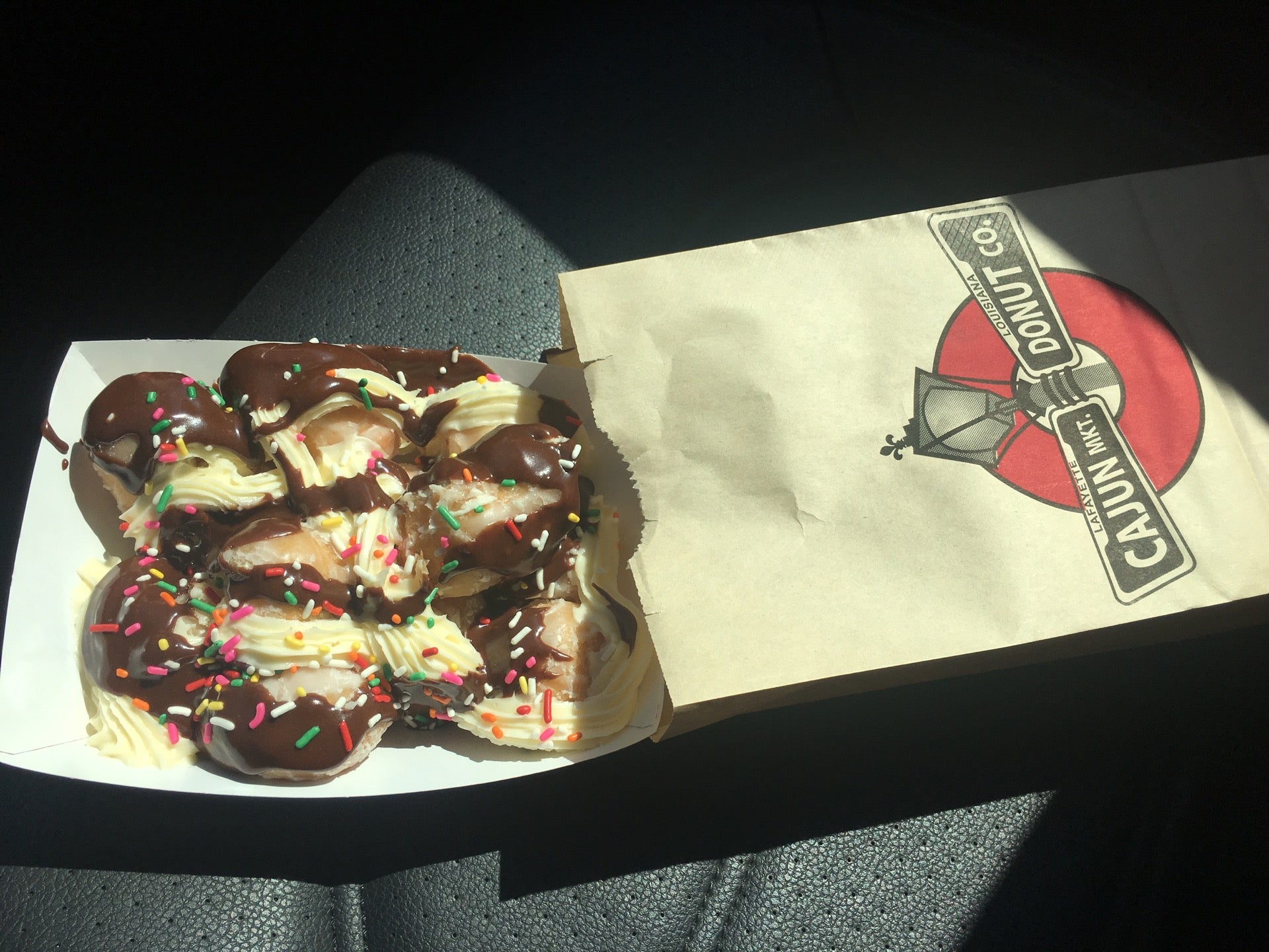 Cajun Market Donut Company, 1812 W Pinhook Rd, Lafayette, LA, Bakeries